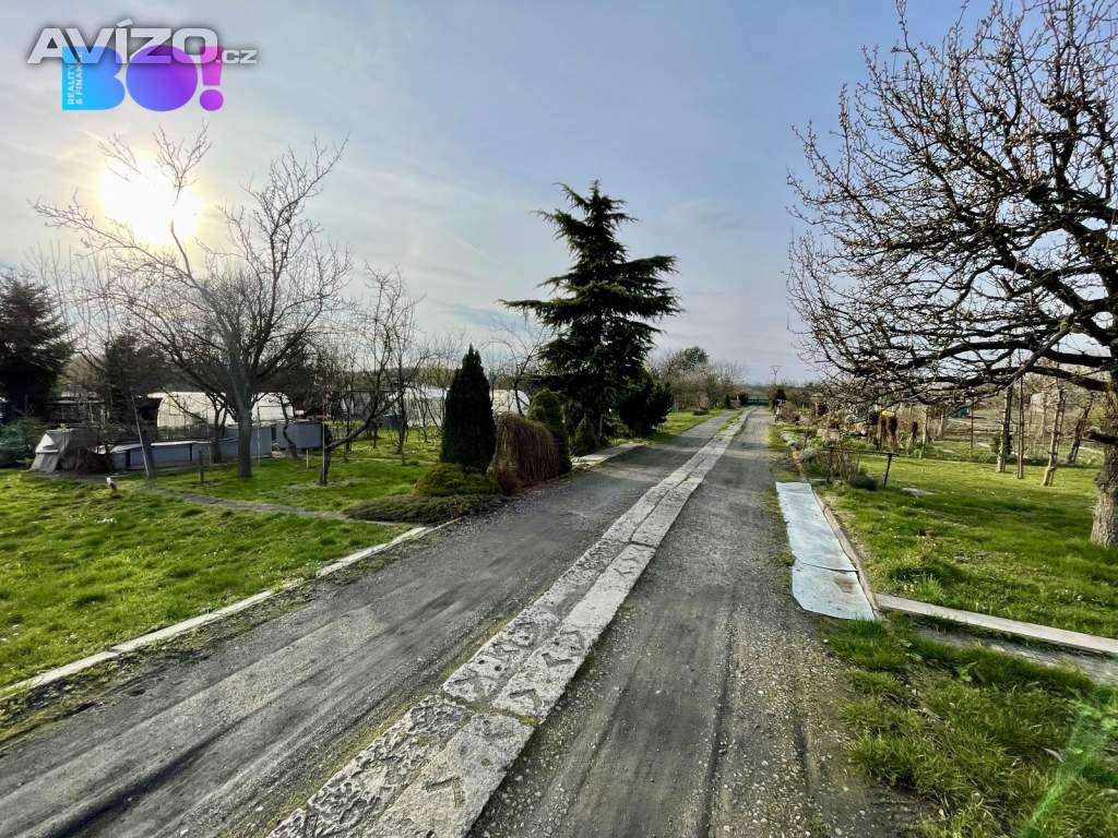 Foto inzerátu Prodej zahrady 204 m², Otrokovice