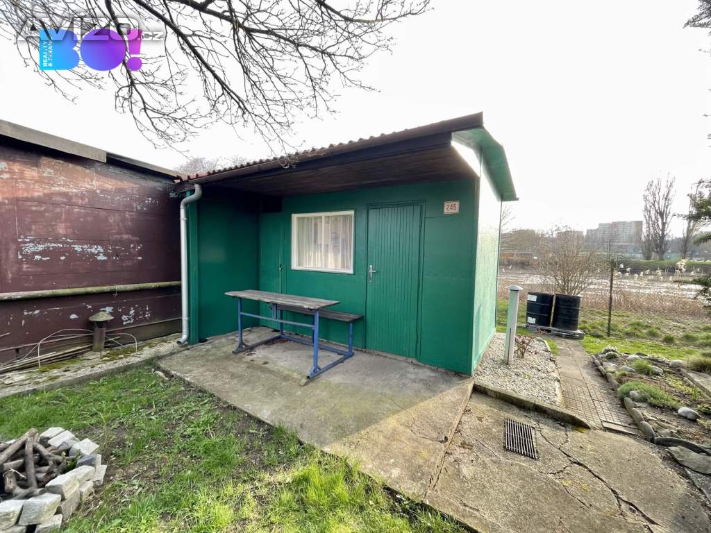 Foto inzerátu Prodej zahrady 204 m², Otrokovice