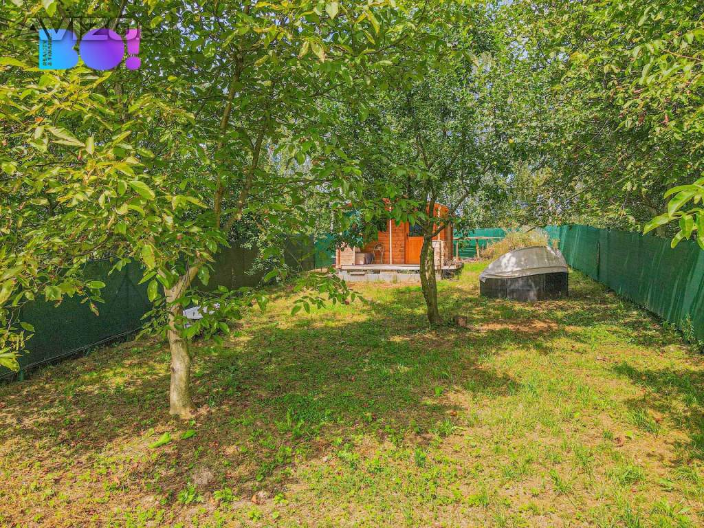 Foto inzerátu Prodej zahrady 432 m², Hranice