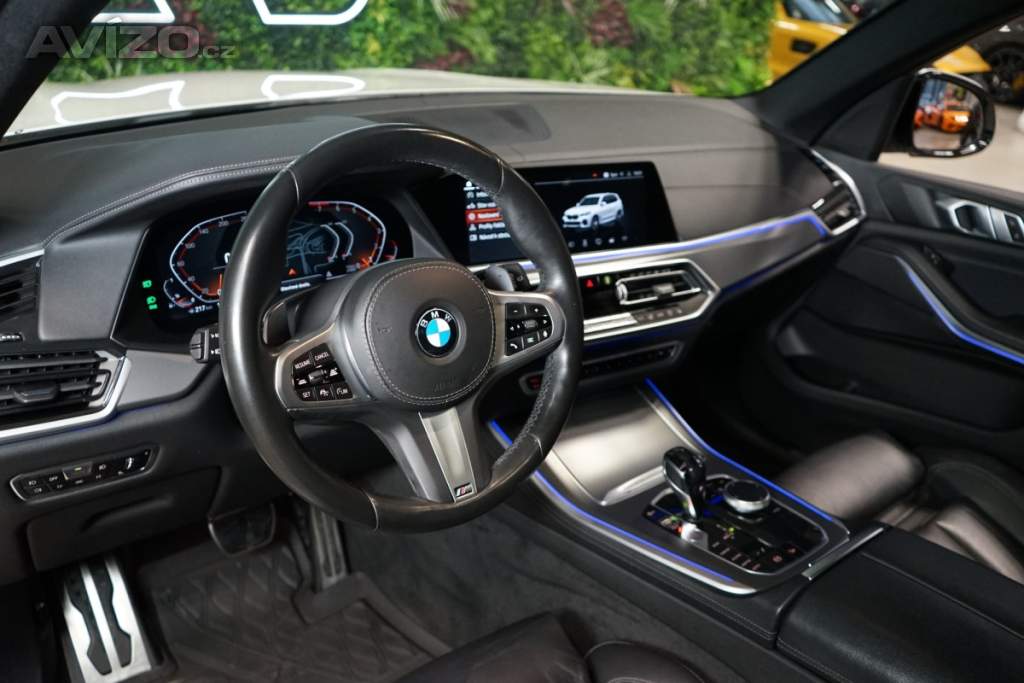 Foto inzerátu BMW X5 40i*xDRIVE*LED*CAMERA*CARPLAY*