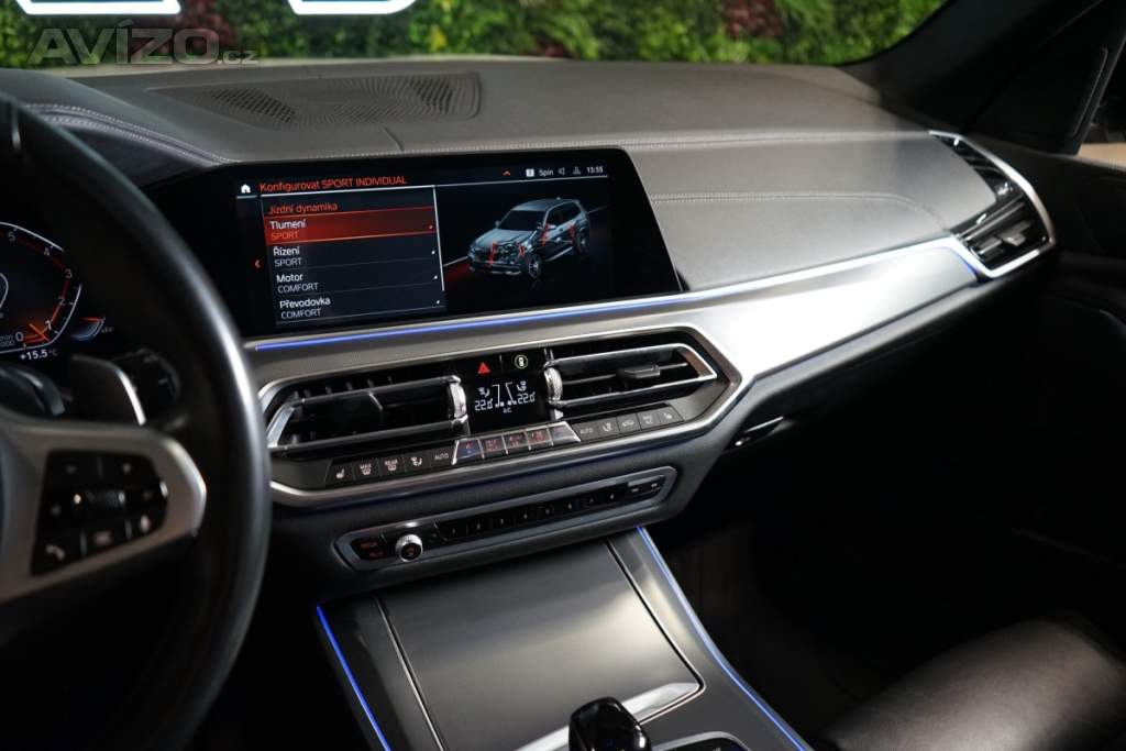 Foto inzerátu BMW X5 40i*xDRIVE*LED*CAMERA*CARPLAY*