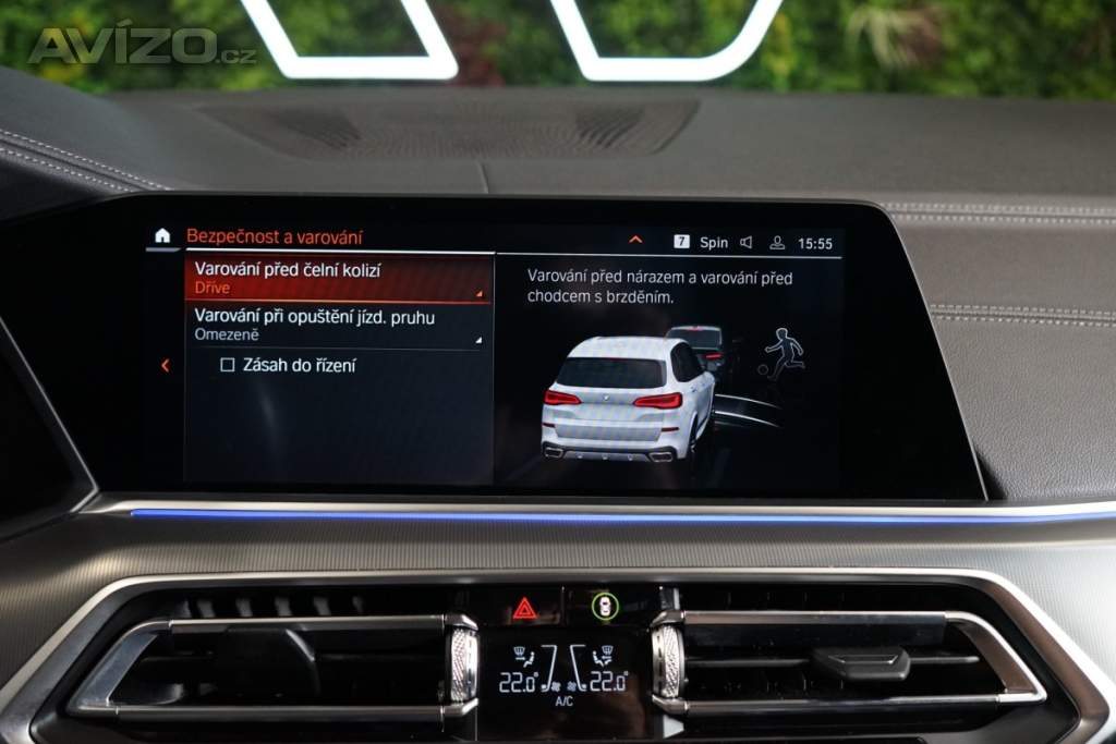 Foto inzerátu BMW X5 40i*xDRIVE*LED*CAMERA*CARPLAY*