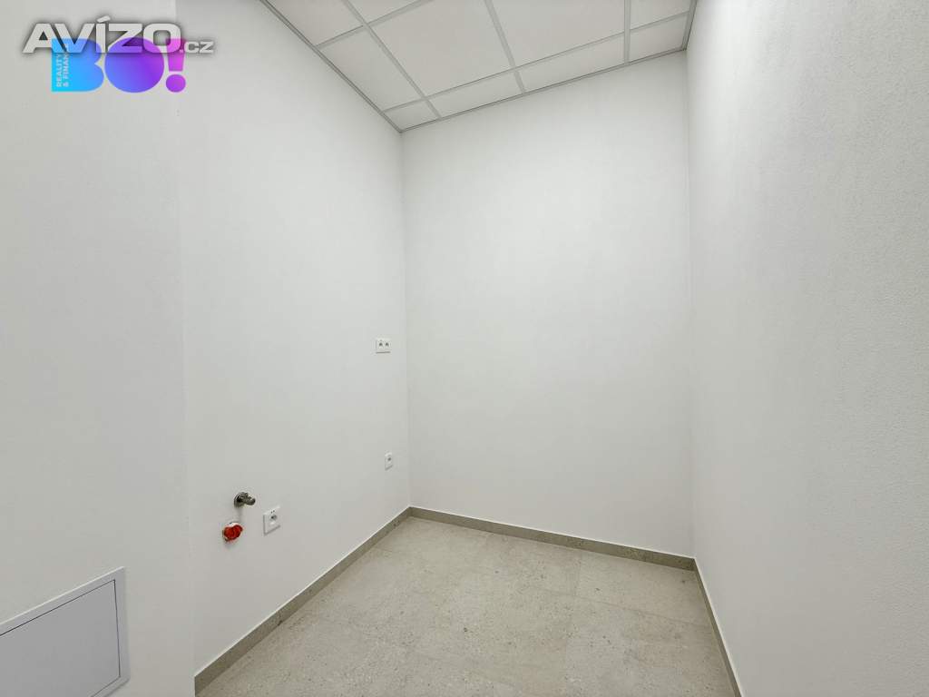 Foto inzerátu Pronájem kanceláře 61,5 m², nám. Svobody, Třinec - Lyžbice