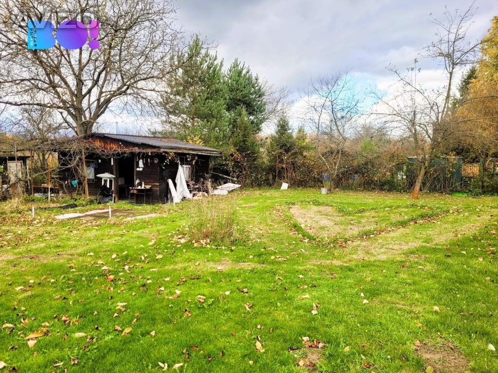 Foto inzerátu Zahrada s chatkou, pozemek 899 m2, Prostřední Suchá