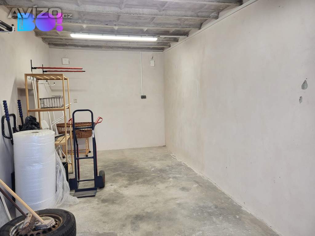 Foto inzerátu Prodej garáže, 19 m², ul. Škroupova, Chrudim