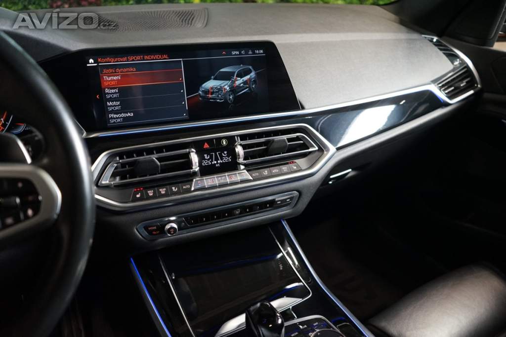 Foto inzerátu BMW X5 30d*xDRIVE*PANO*HUD*TAŽ*NEZ.TO