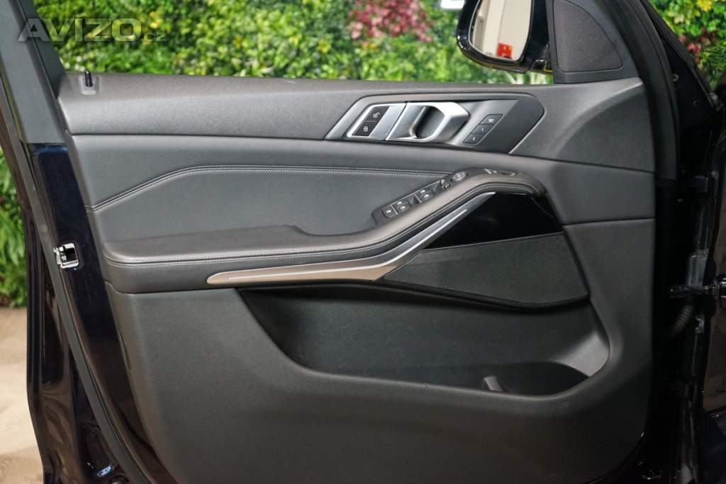 Foto inzerátu BMW X5 30d*xDRIVE*PANO*HUD*TAŽ*NEZ.TO