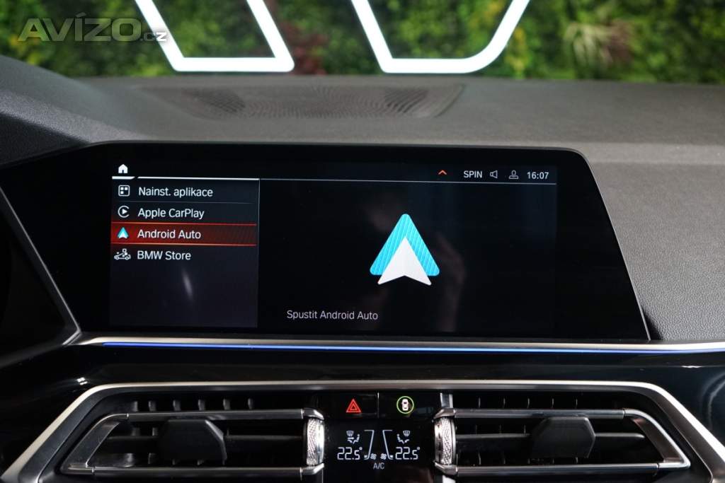 Foto inzerátu BMW X5 30d*xDRIVE*PANO*HUD*TAŽ*NEZ.TO