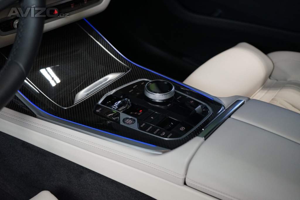 Foto inzerátu BMW X7 40d*xDRIVE*H/K*TAŽNÉ*HUD*INDIV
