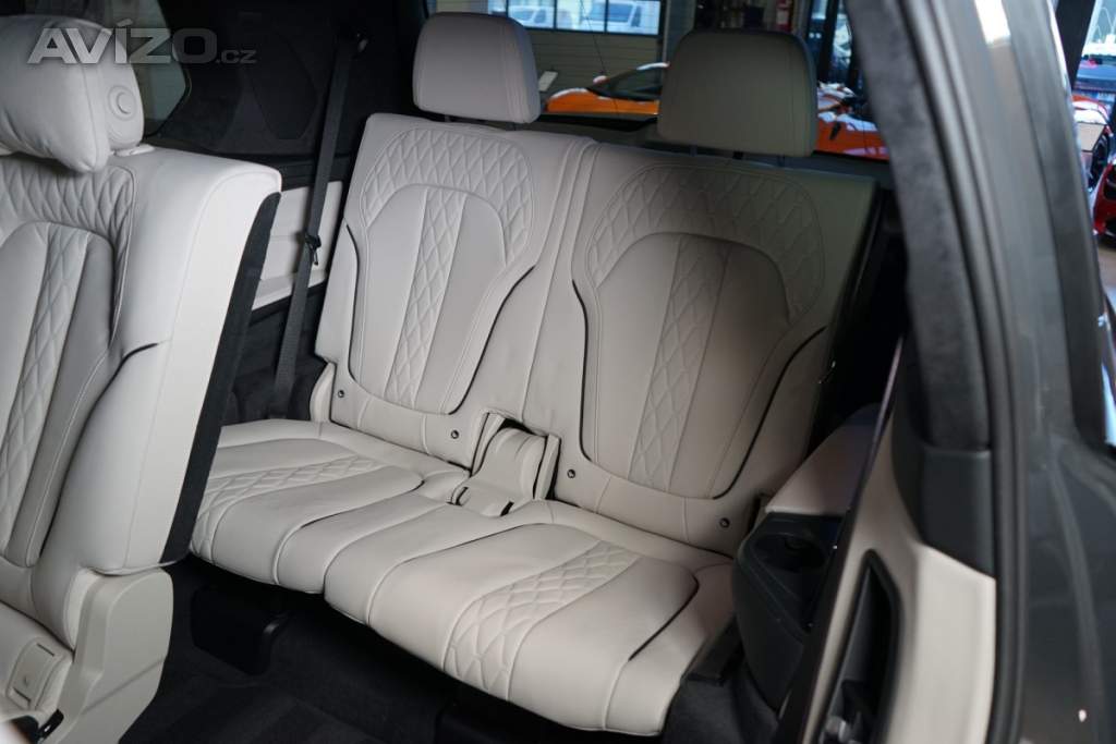 Foto inzerátu BMW X7 40d*xDRIVE*H/K*TAŽNÉ*HUD*INDIV