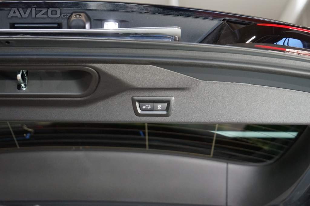 Foto inzerátu BMW X7 40d*xDRIVE*H/K*TAŽNÉ*HUD*INDIV