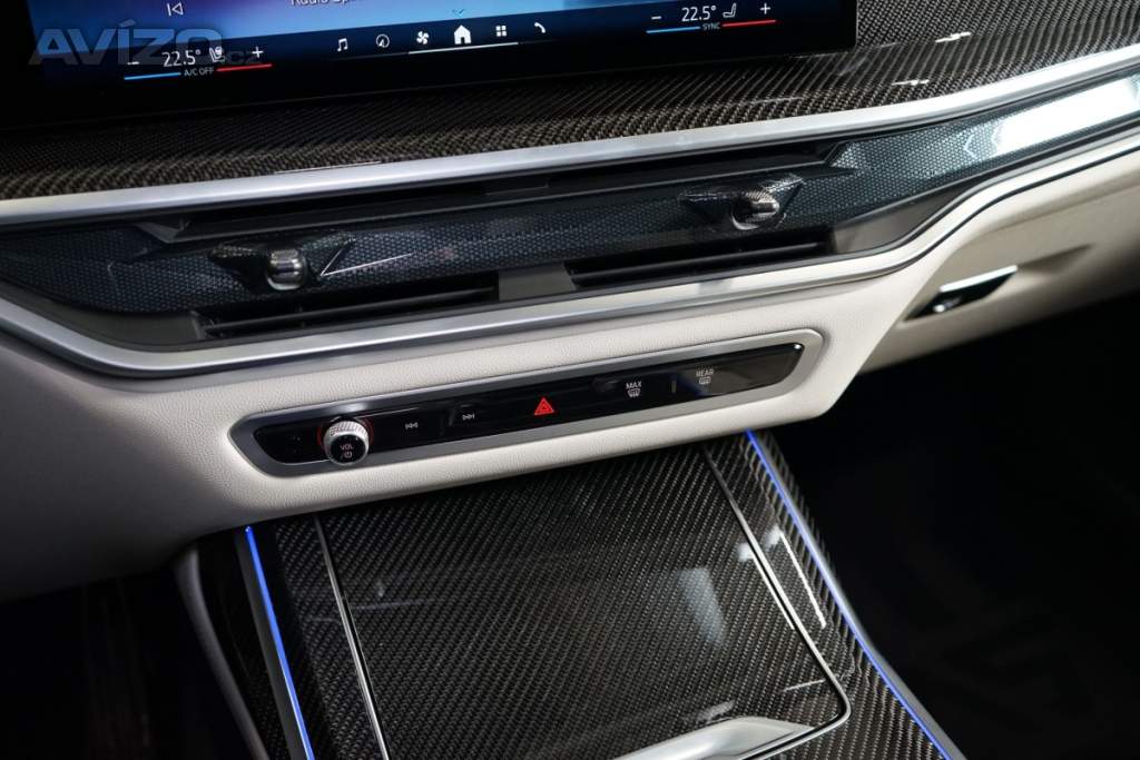 Foto inzerátu BMW X7 40d*xDRIVE*H/K*TAŽNÉ*HUD*INDIV