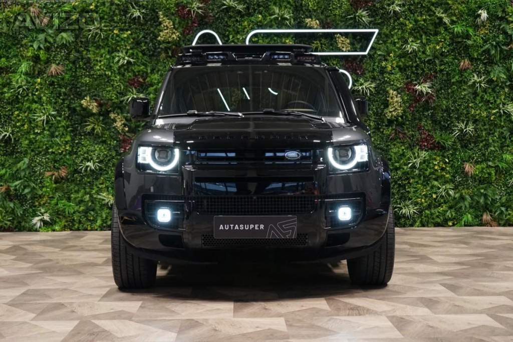 Foto inzerátu Land Rover Defender D300*110*HSE*X-DYNAMIC*