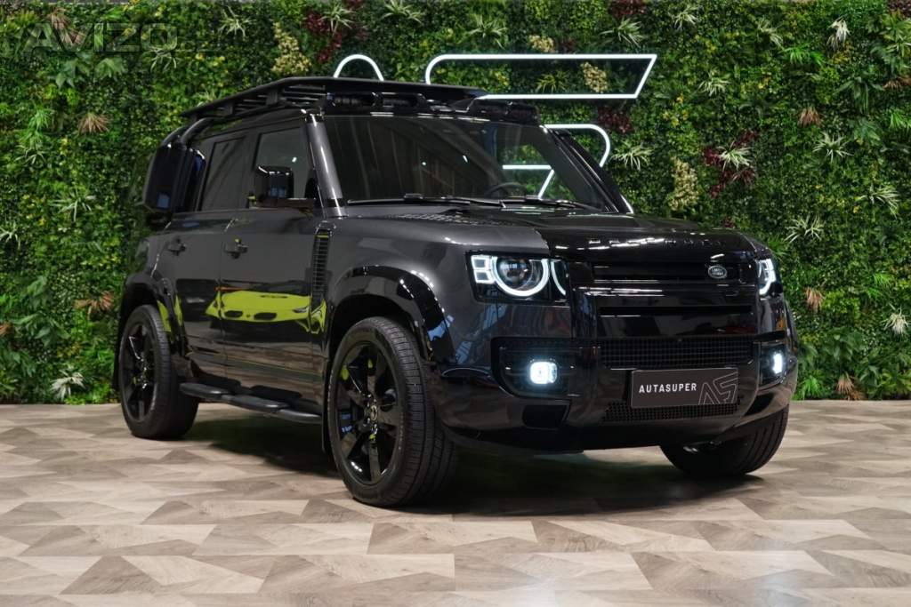 Foto inzerátu Land Rover Defender D300*110*HSE*X-DYNAMIC*