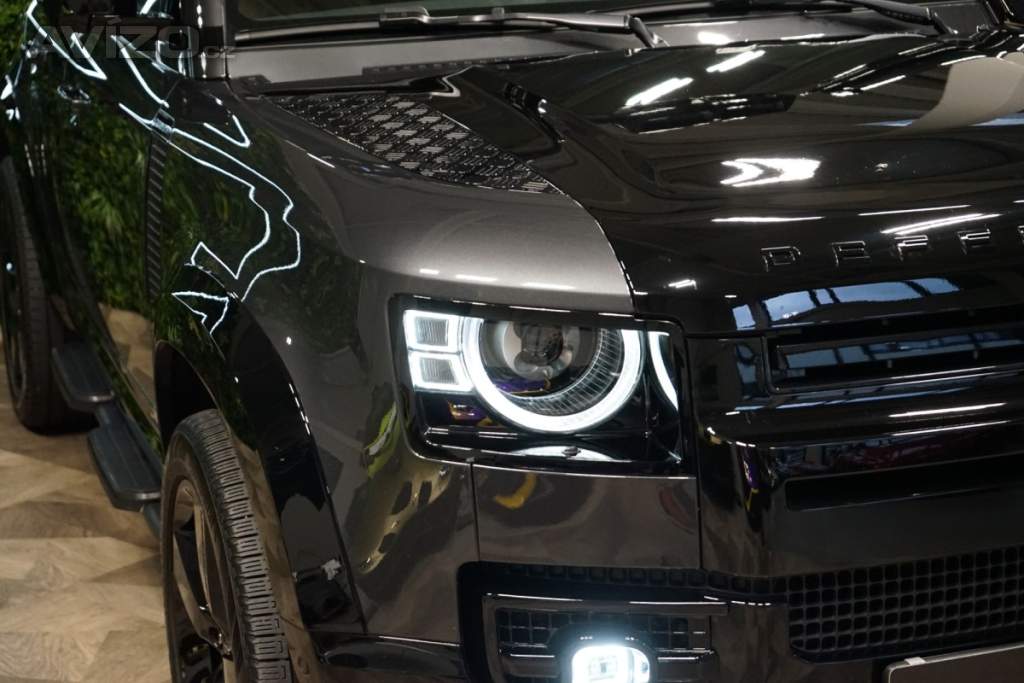 Foto inzerátu Land Rover Defender D300*110*HSE*X-DYNAMIC*