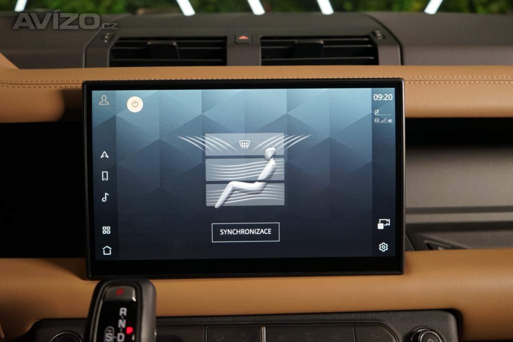 Foto inzerátu Land Rover Defender D300*110*HSE*X-DYNAMIC*