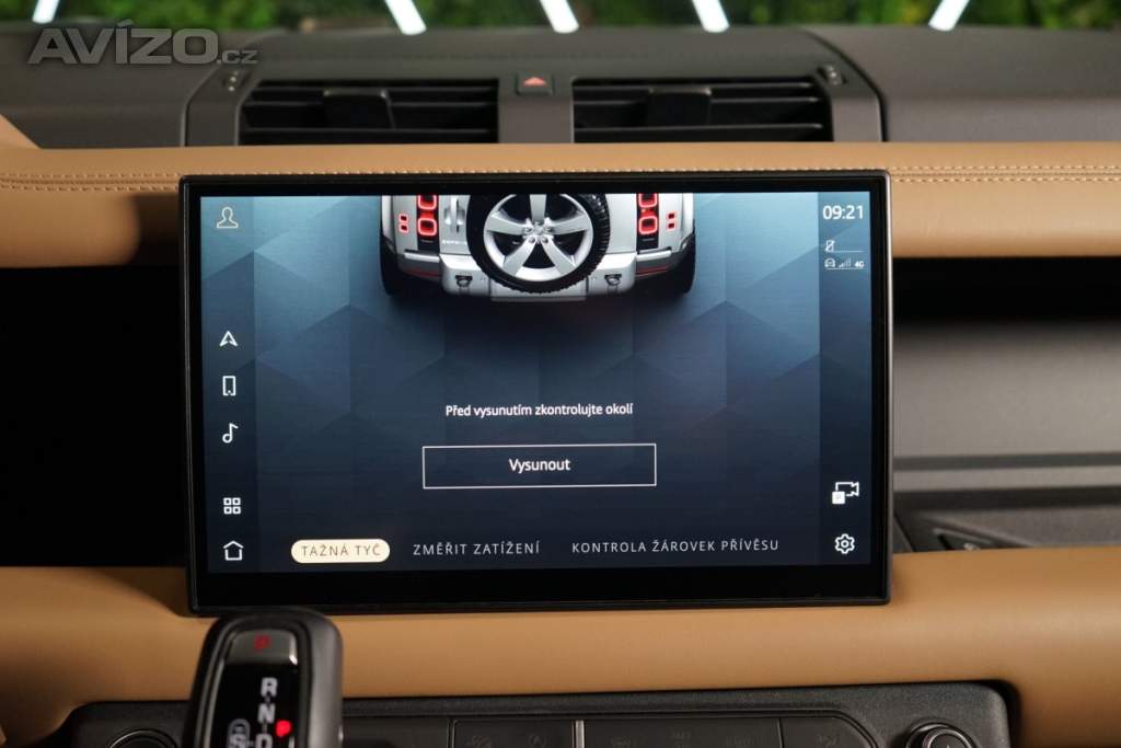 Foto inzerátu Land Rover Defender D300*110*HSE*X-DYNAMIC*