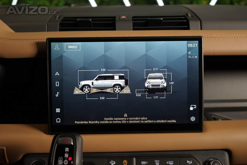 Foto inzerátu Land Rover Defender D300*110*HSE*X-DYNAMIC*