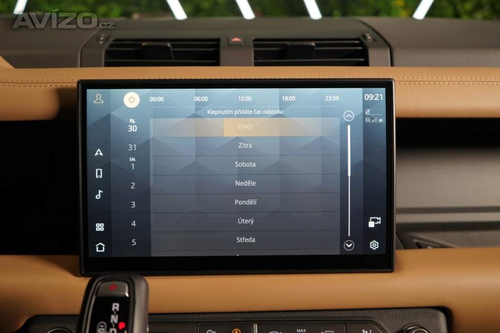 Foto inzerátu Land Rover Defender D300*110*HSE*X-DYNAMIC*