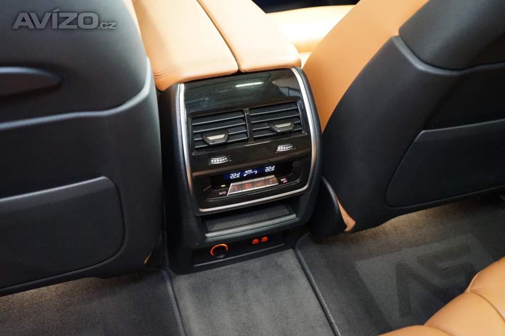 Foto inzerátu BMW X7 40d*xDRIVE*PANO*H/K*LED*MERINO