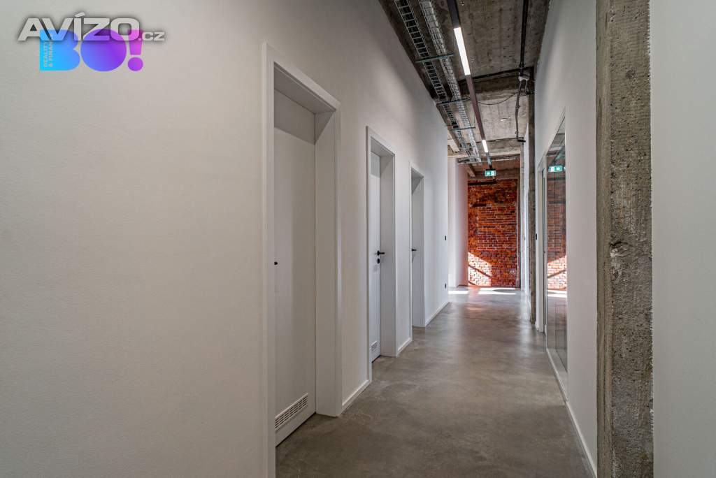 Foto inzerátu Pronájem kancelářského prostoru 64,2 m², Tovární, Český Těšín