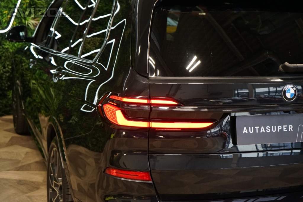 Foto inzerátu BMW X7 40i*xDRIVE*PANO*SERVICE*HUD*36