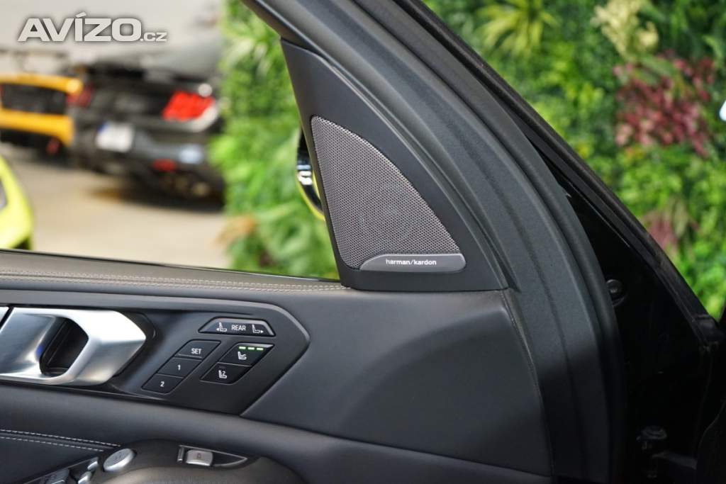 Foto inzerátu BMW X7 40i*xDRIVE*PANO*SERVICE*HUD*36