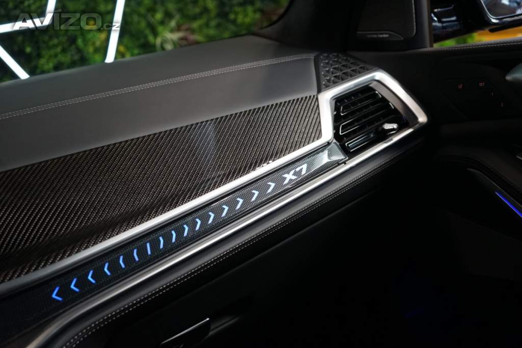 Foto inzerátu BMW X7 40i*xDRIVE*PANO*SERVICE*HUD*36