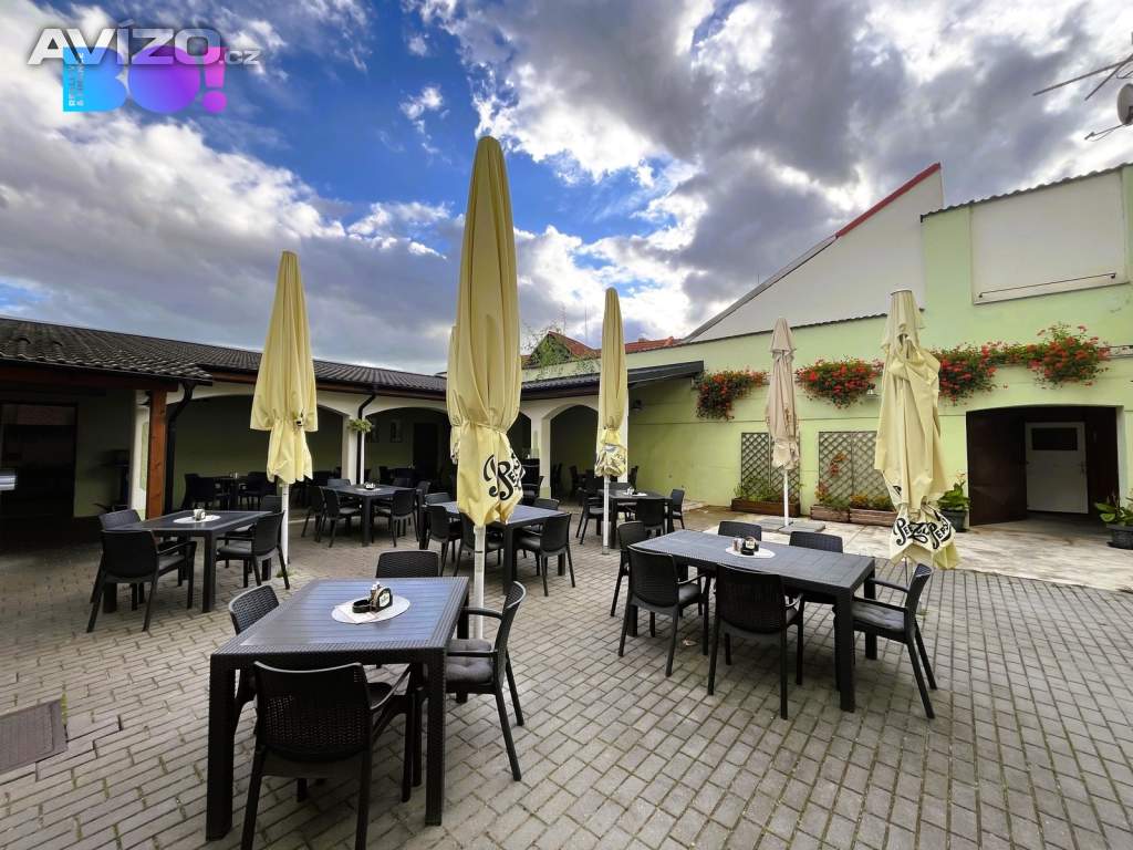 Foto inzerátu Prodej penzionu s restaurací a bytem, Třeboň