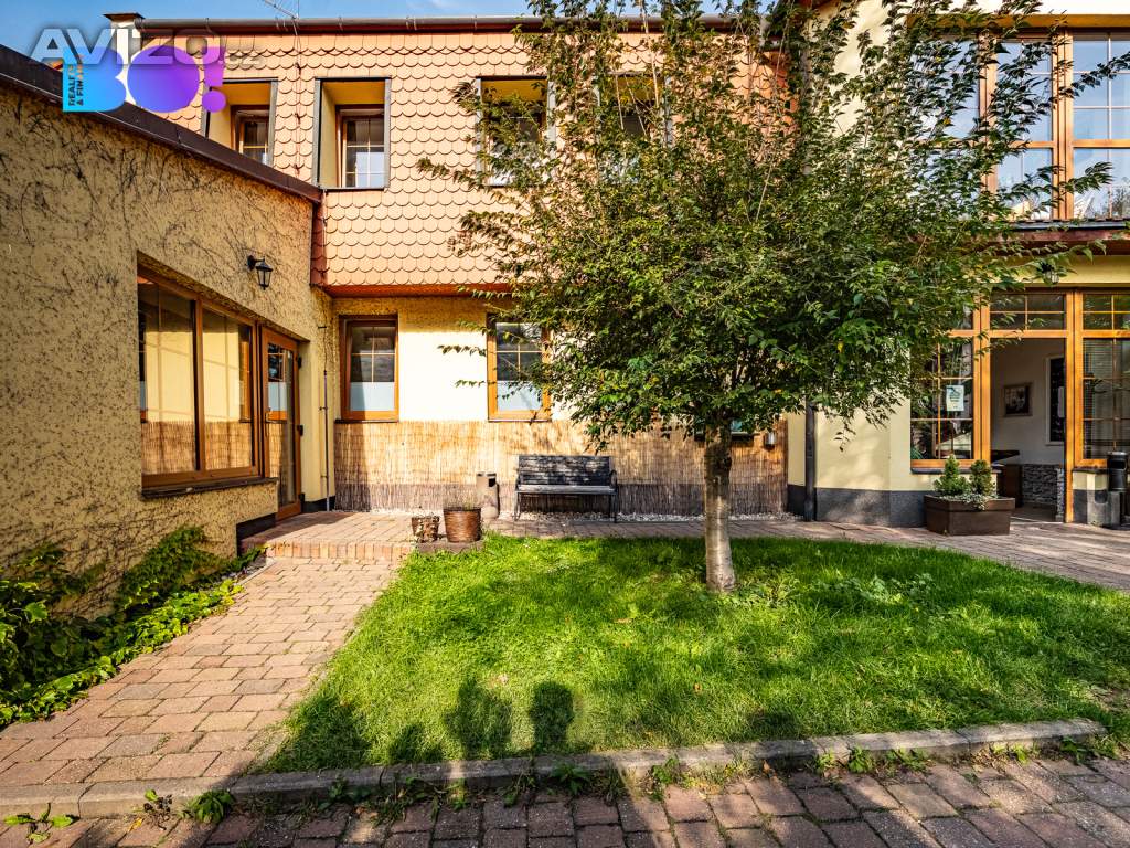 Foto inzerátu Prodej restaurace s penzionem, Skuteč