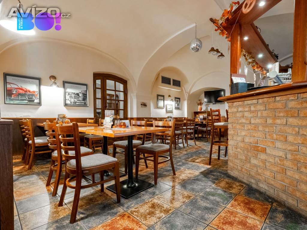 Foto inzerátu Prodej restaurace s penzionem, Skuteč