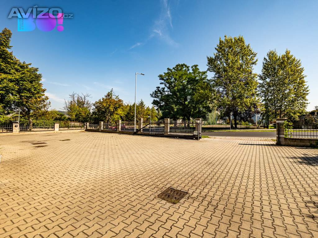 Foto inzerátu Prodej restaurace s bowlingem, Louny