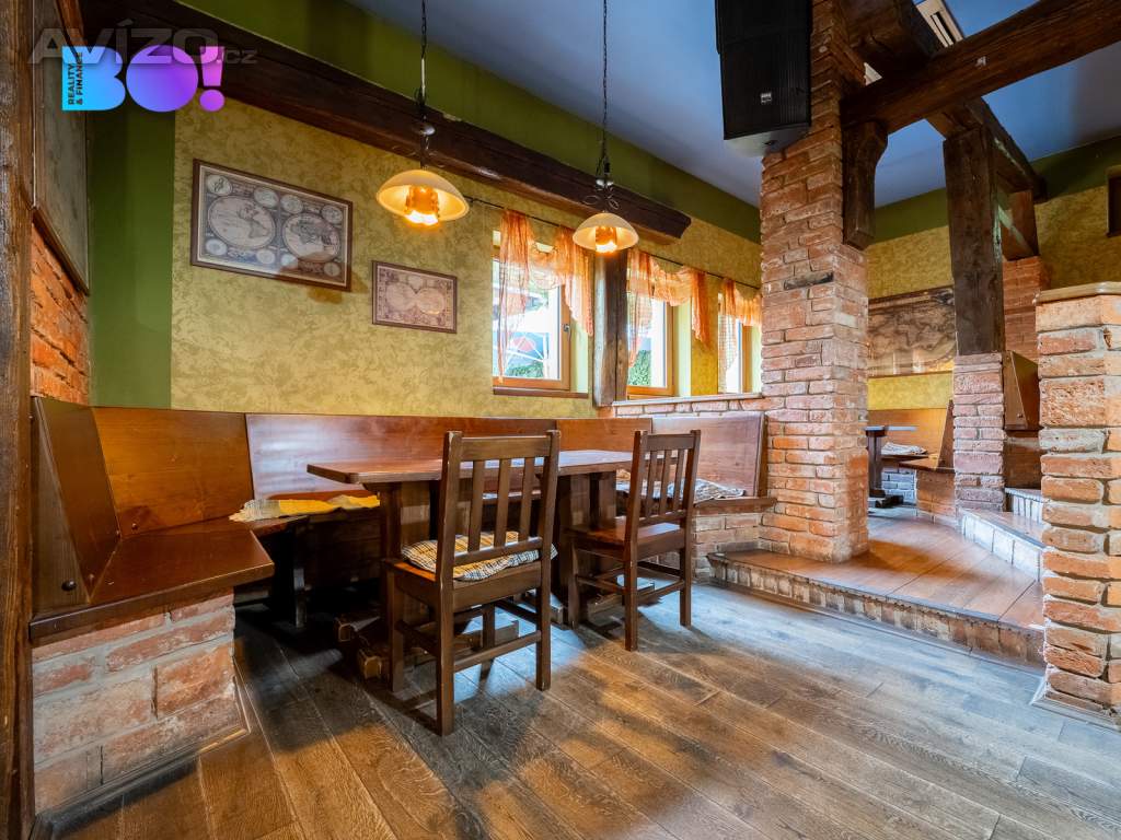 Foto inzerátu Prodej restaurace s bowlingem, Louny