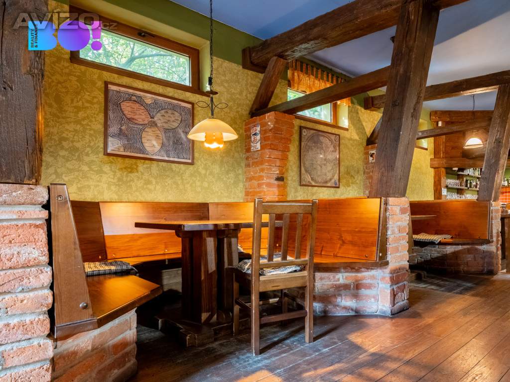 Foto inzerátu Prodej restaurace s bowlingem, Louny