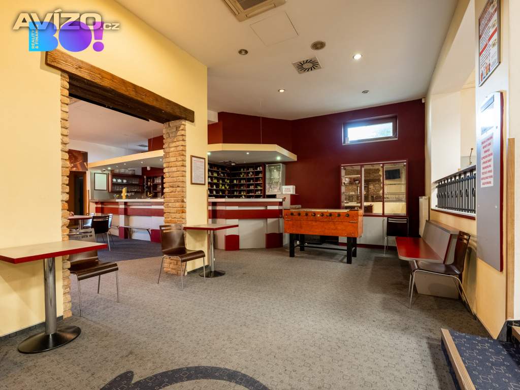 Foto inzerátu Prodej restaurace s bowlingem, Louny