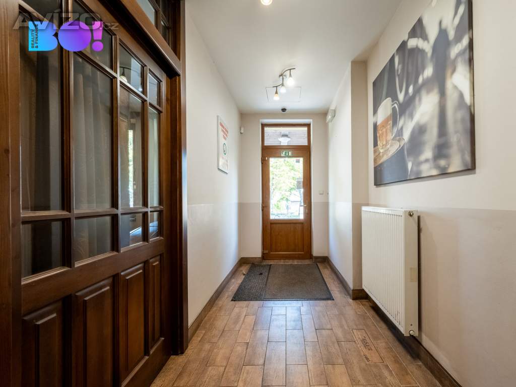 Foto inzerátu Prodej restaurace s bowlingem, Louny