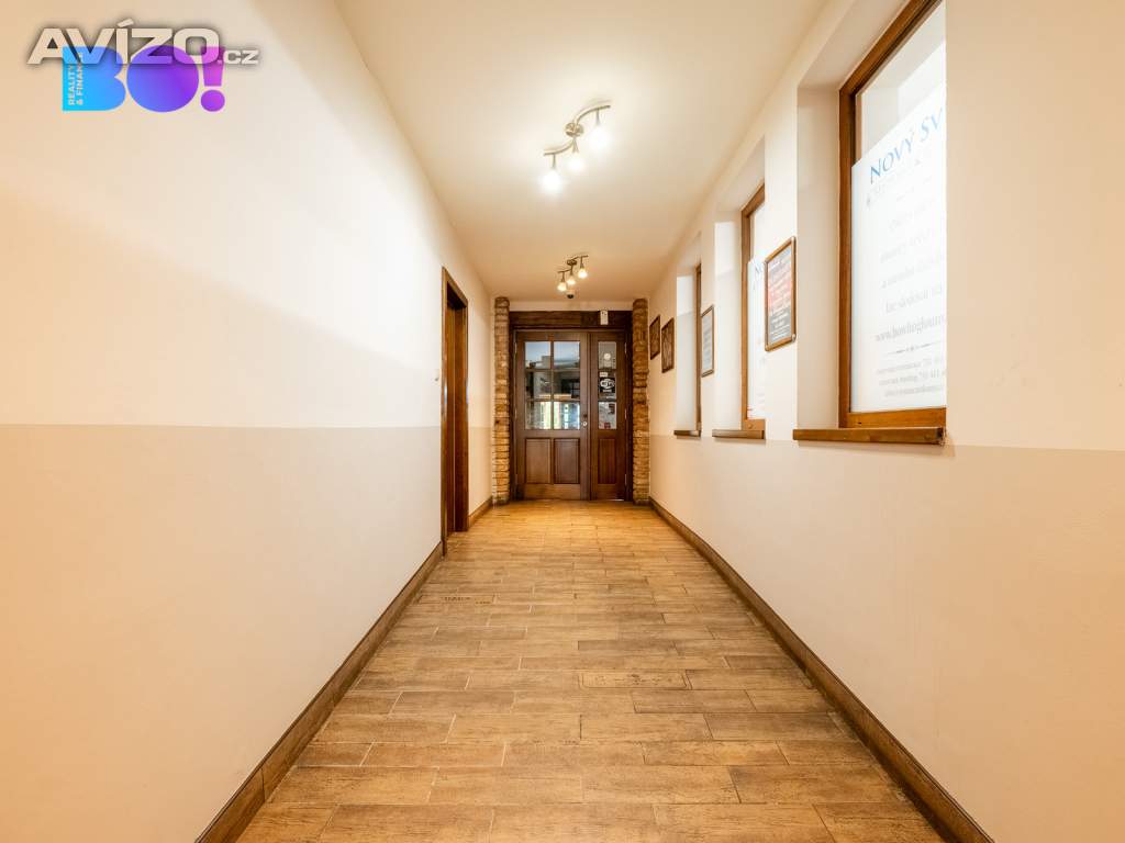 Foto inzerátu Prodej restaurace s bowlingem, Louny