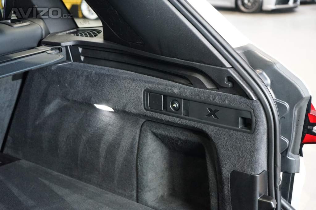 Foto inzerátu BMW X5 40i*xDRIVE*TAŽ*H/K*HUD*