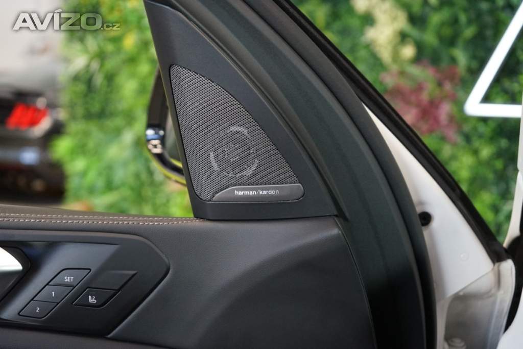 Foto inzerátu BMW X5 40i*xDRIVE*TAŽ*H/K*HUD*