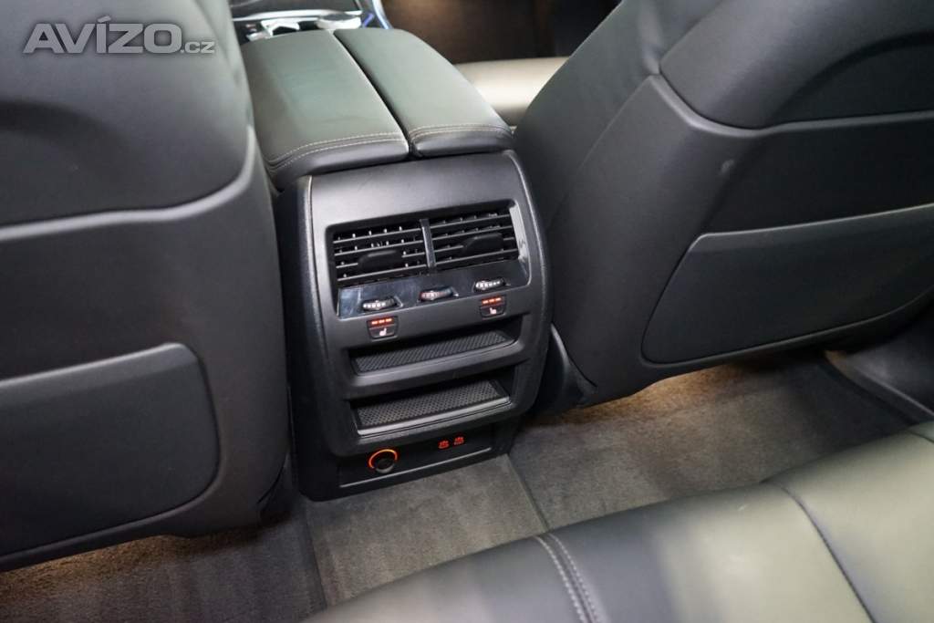 Foto inzerátu BMW X5 40i*xDRIVE*TAŽ*H/K*HUD*