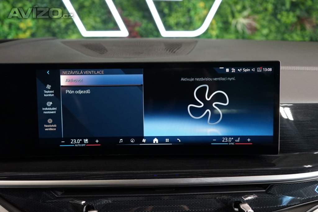 Foto inzerátu BMW X5 40i*xDRIVE*TAŽ*H/K*HUD*