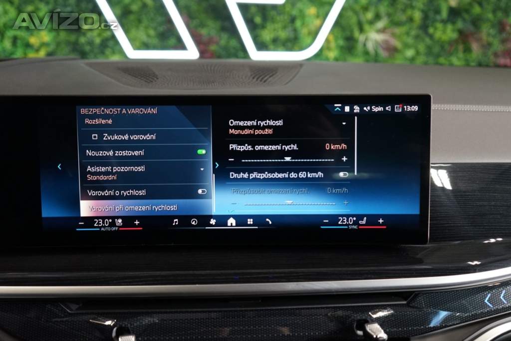 Foto inzerátu BMW X5 40i*xDRIVE*TAŽ*H/K*HUD*