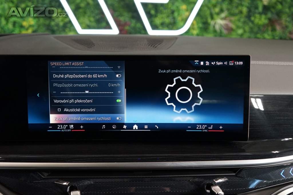 Foto inzerátu BMW X5 40i*xDRIVE*TAŽ*H/K*HUD*