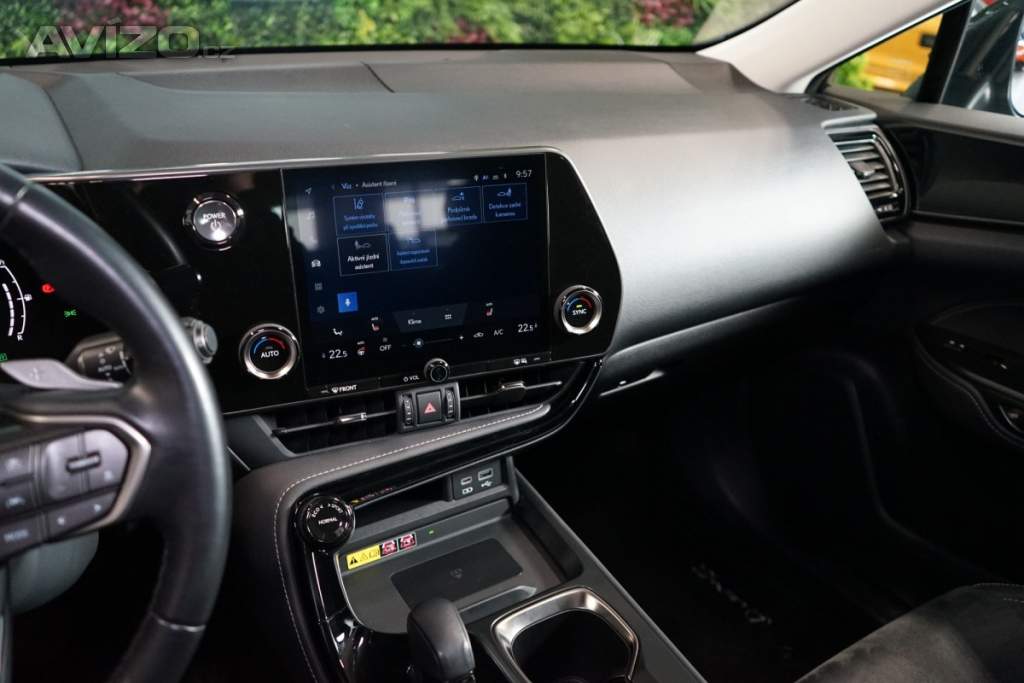 Foto inzerátu Lexus NX 350h COMFORT TOP*FWD*LED*ZÁRUKA*DRC