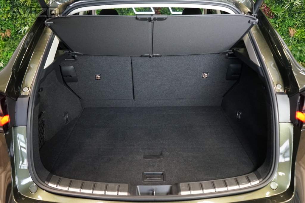 Foto inzerátu Lexus NX 350h COMFORT TOP*FWD*LED*ZÁRUKA*DRC