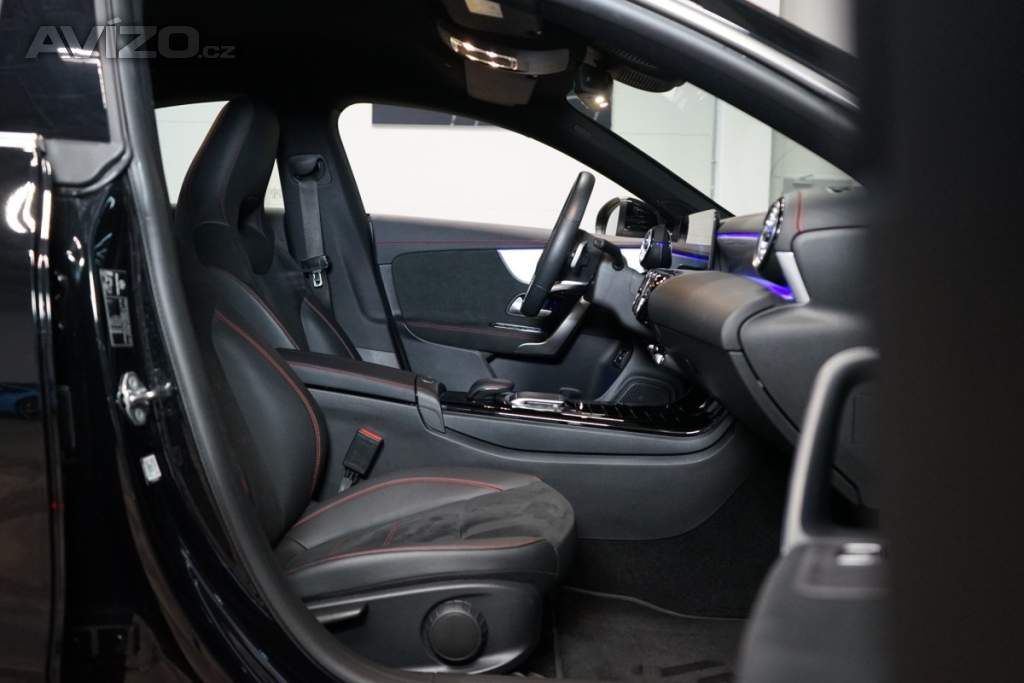 Foto inzerátu Mercedes-Benz CLA 180*AMG*CARPLAY*CAMERA*LED*