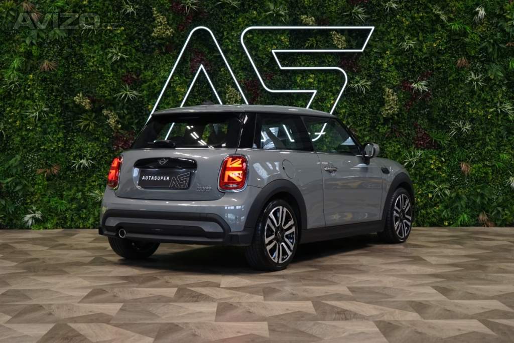 Foto inzerátu Mini Cooper 1.5*PANO*CAMERA*CARPLAY*