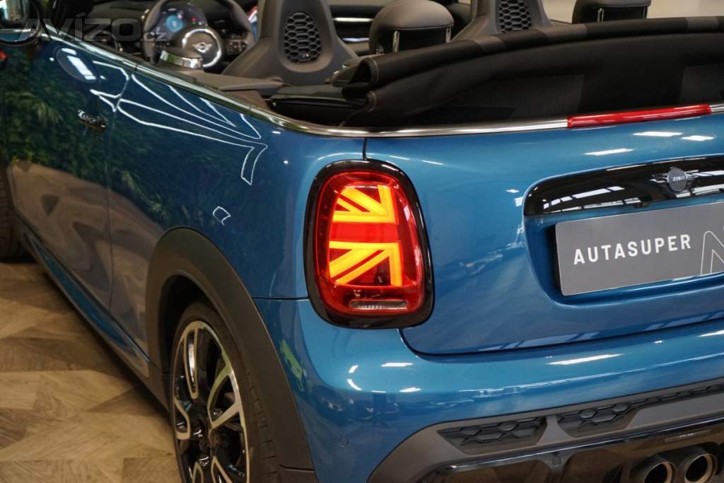 Foto inzerátu Mini Cooper JCW*CABRIO*170kW*CAMERA*CARPLA