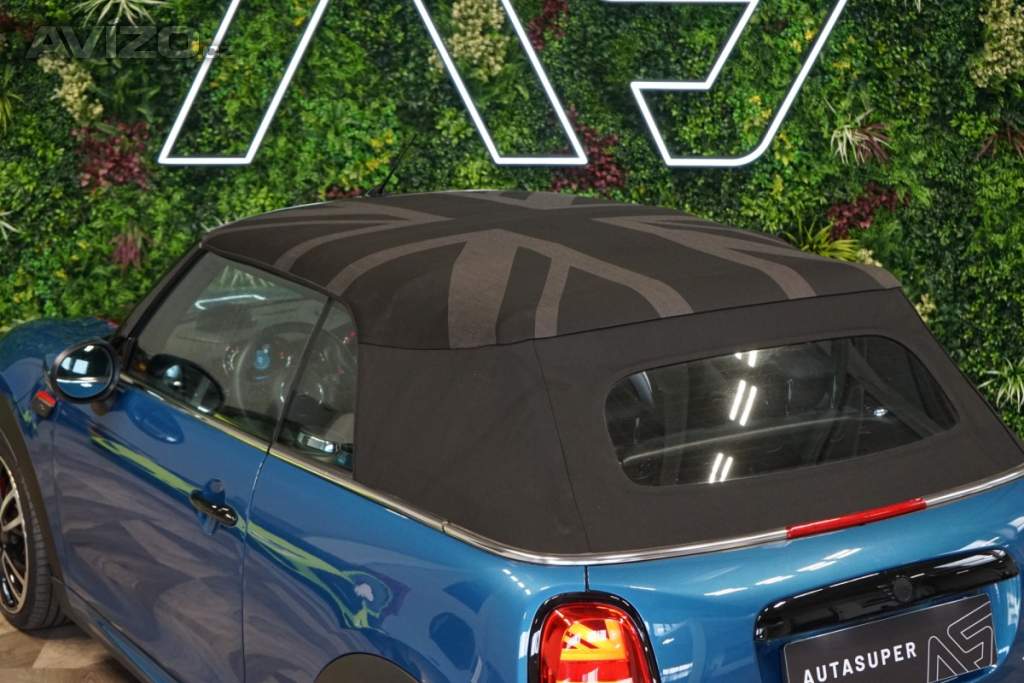 Foto inzerátu Mini Cooper JCW*CABRIO*170kW*CAMERA*CARPLA