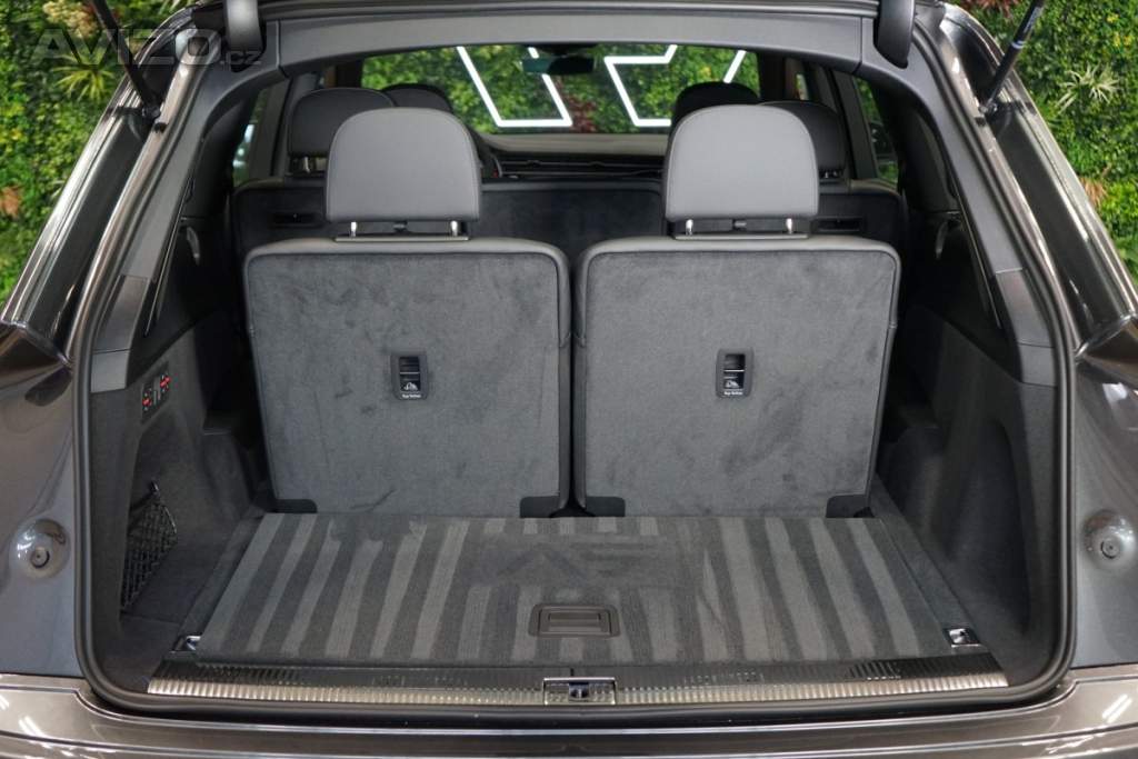 Foto inzerátu Audi Q7 50 TDI*QUATTRO*7MÍST*TAŽ*VZDUC